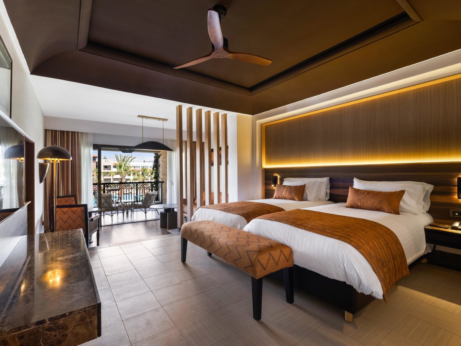 Wohnbeispiel Double Room with Pool View