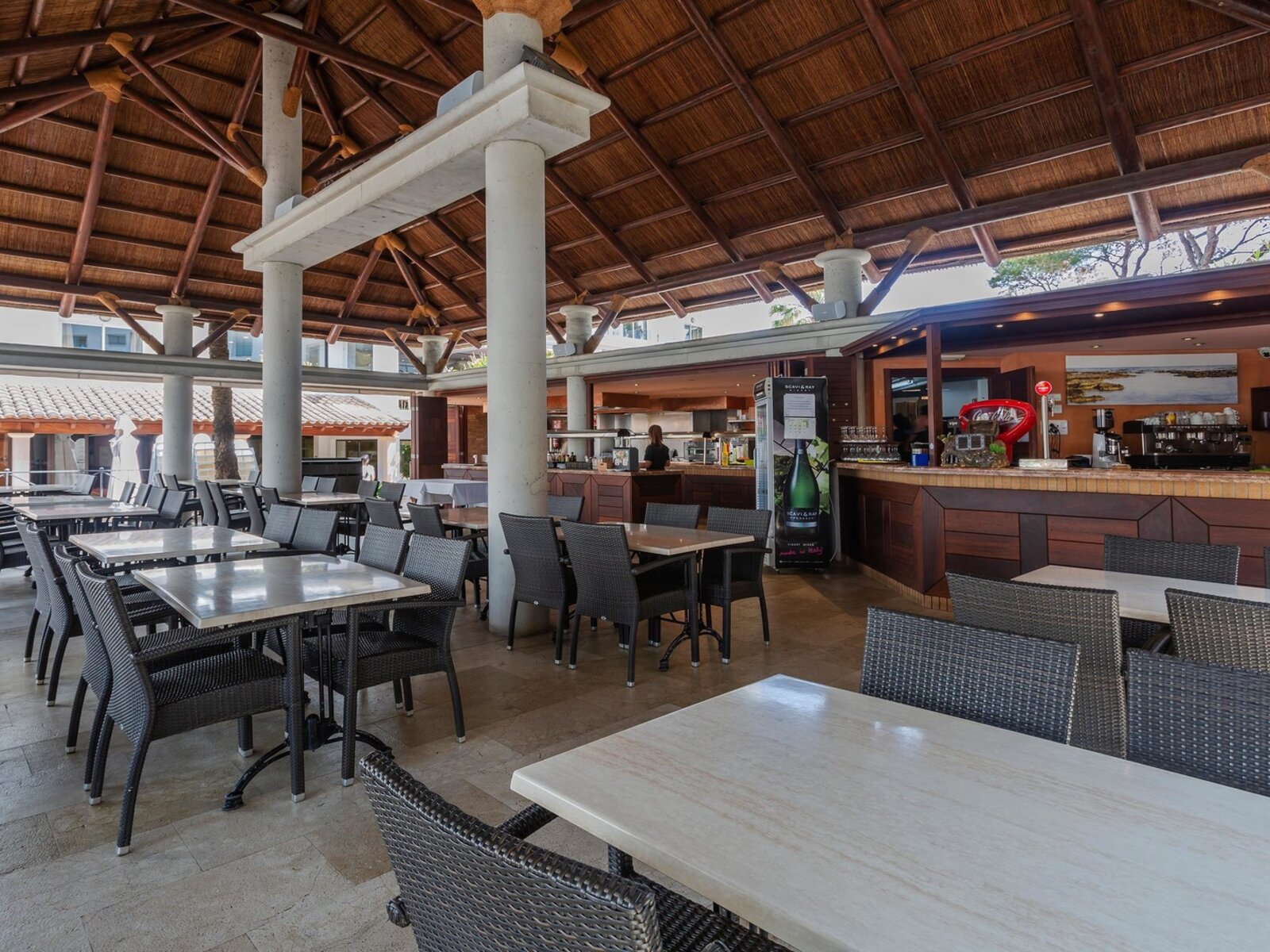 Poolbar