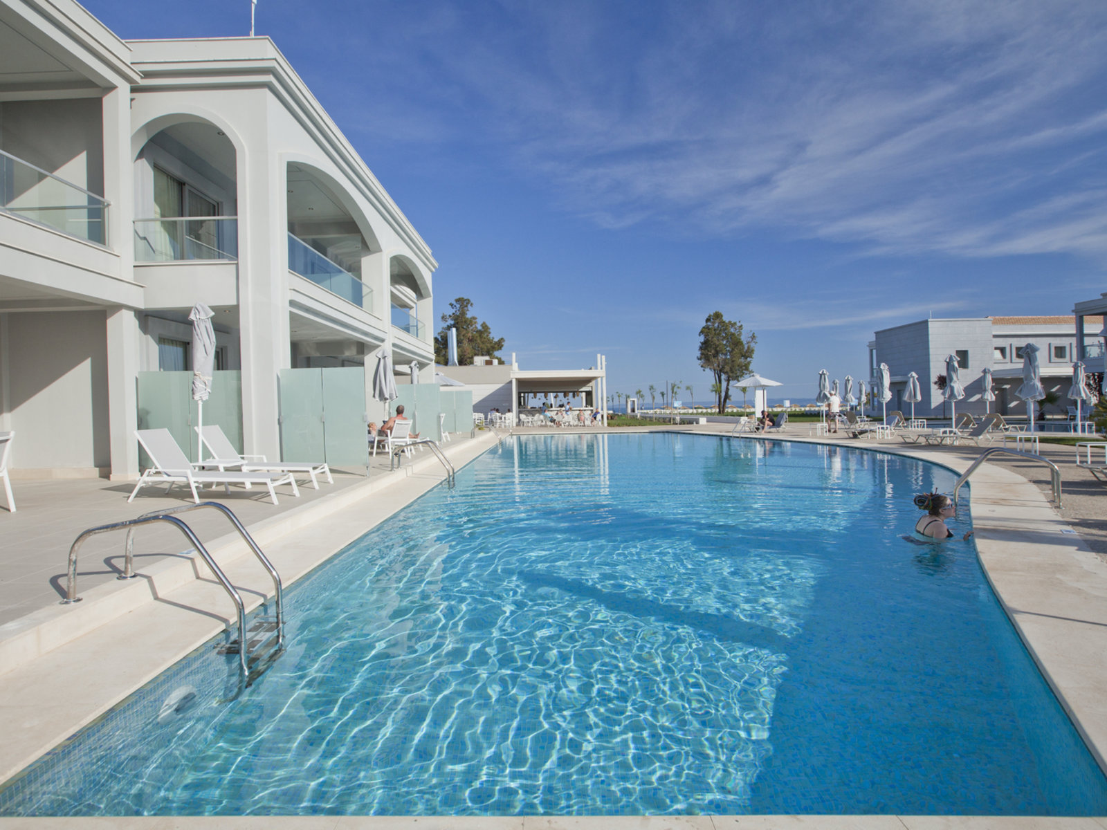 Wohnbeispiel Juniorsuite sharing Pool