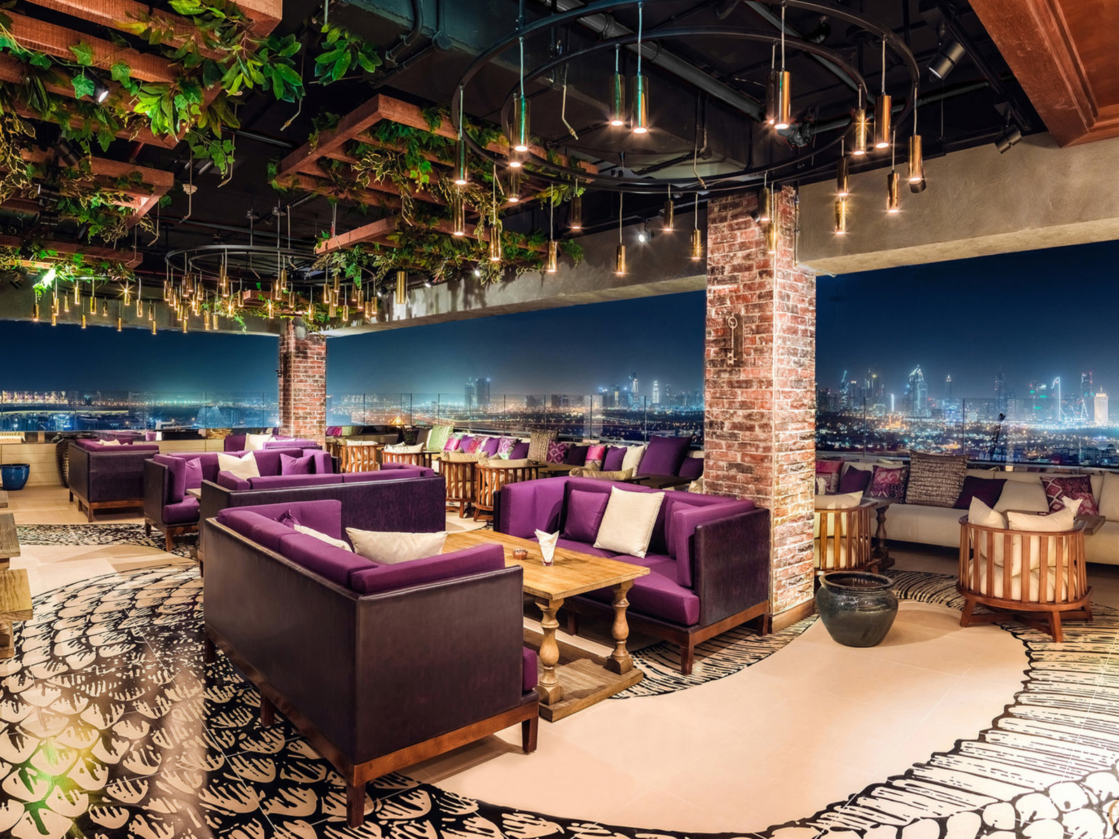Eve Penthouse & Lounge