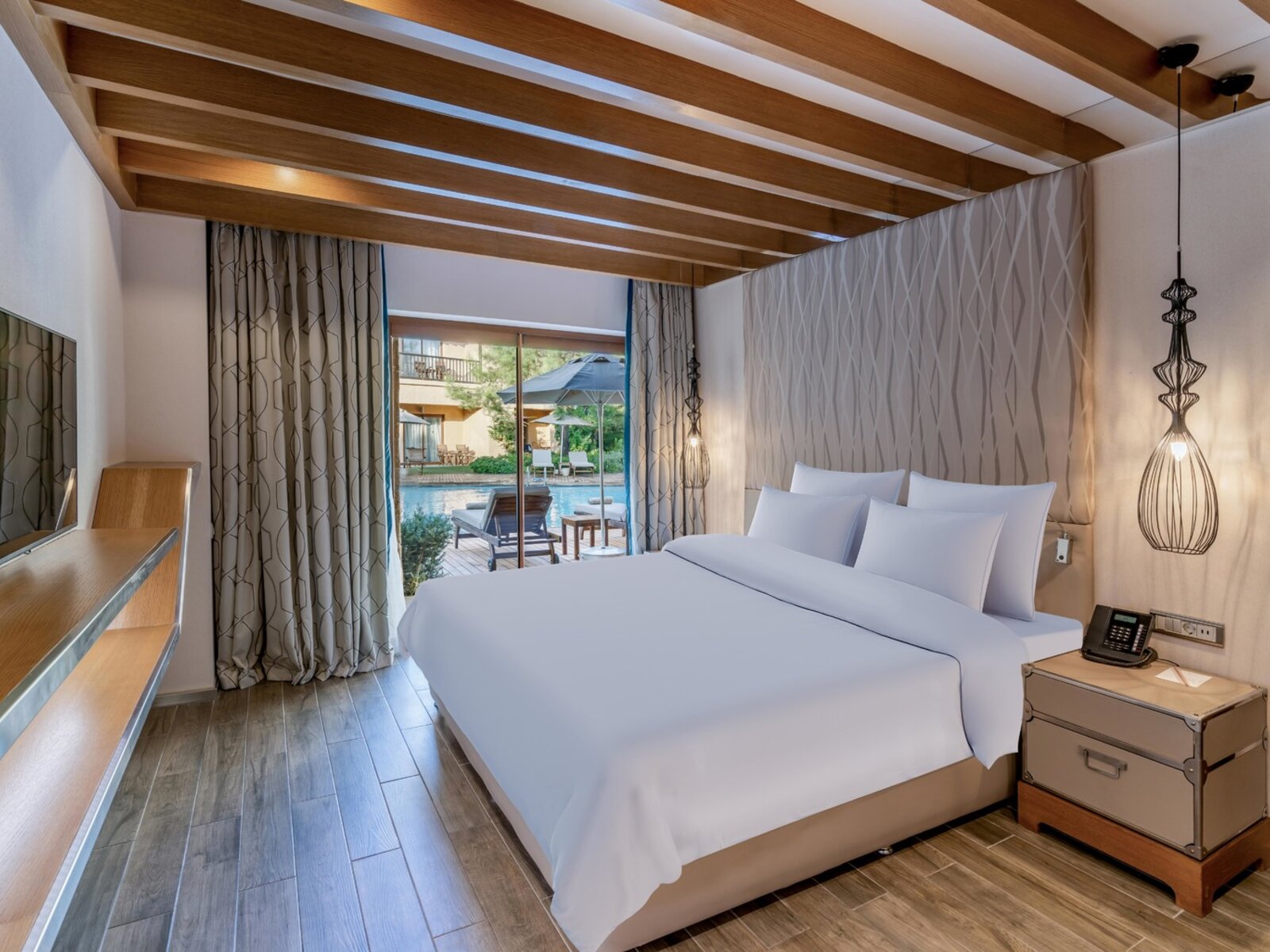 Wohnbeispiel Legendary Pool Suite Swimm Up