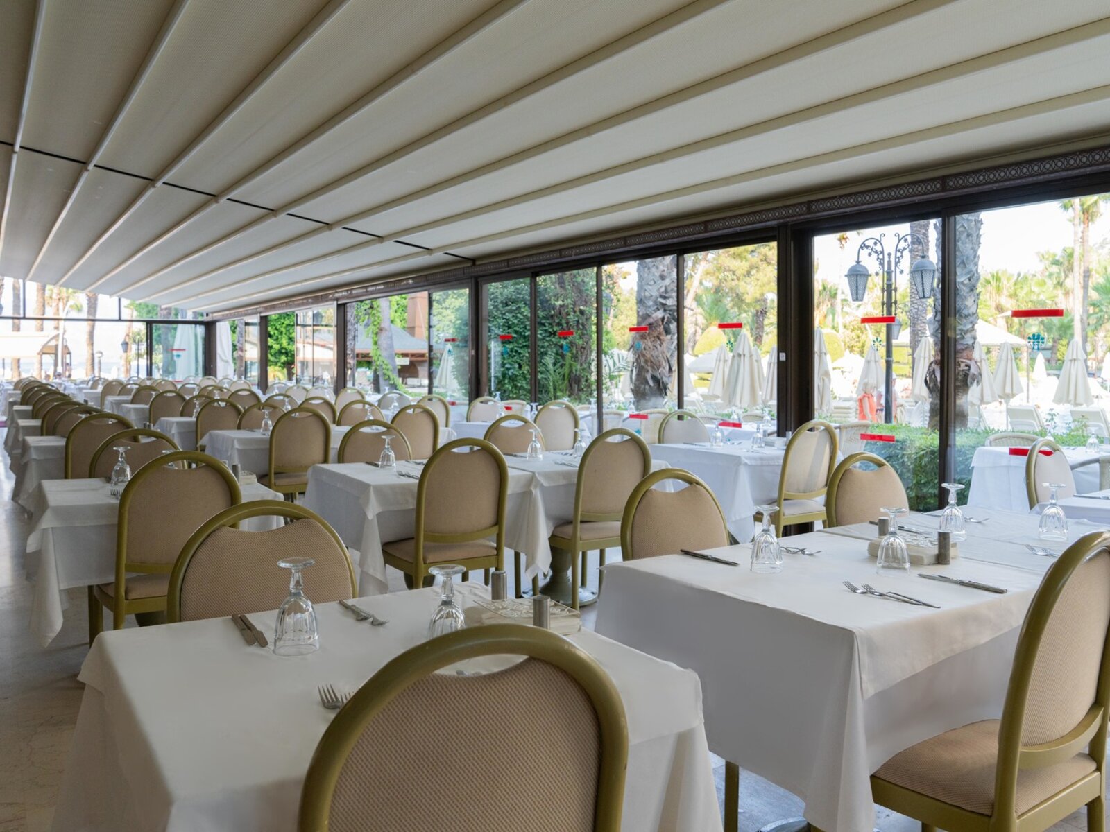 Aquarius Restaurant