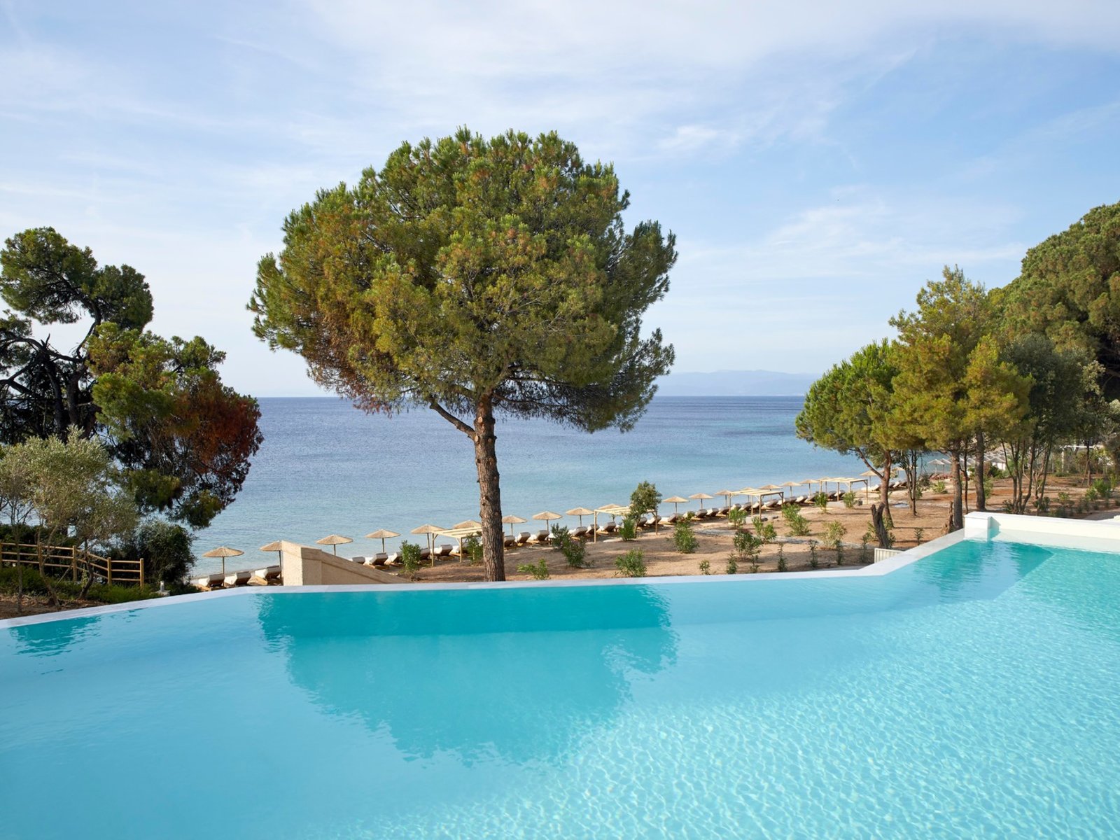 Grace Pool Bar