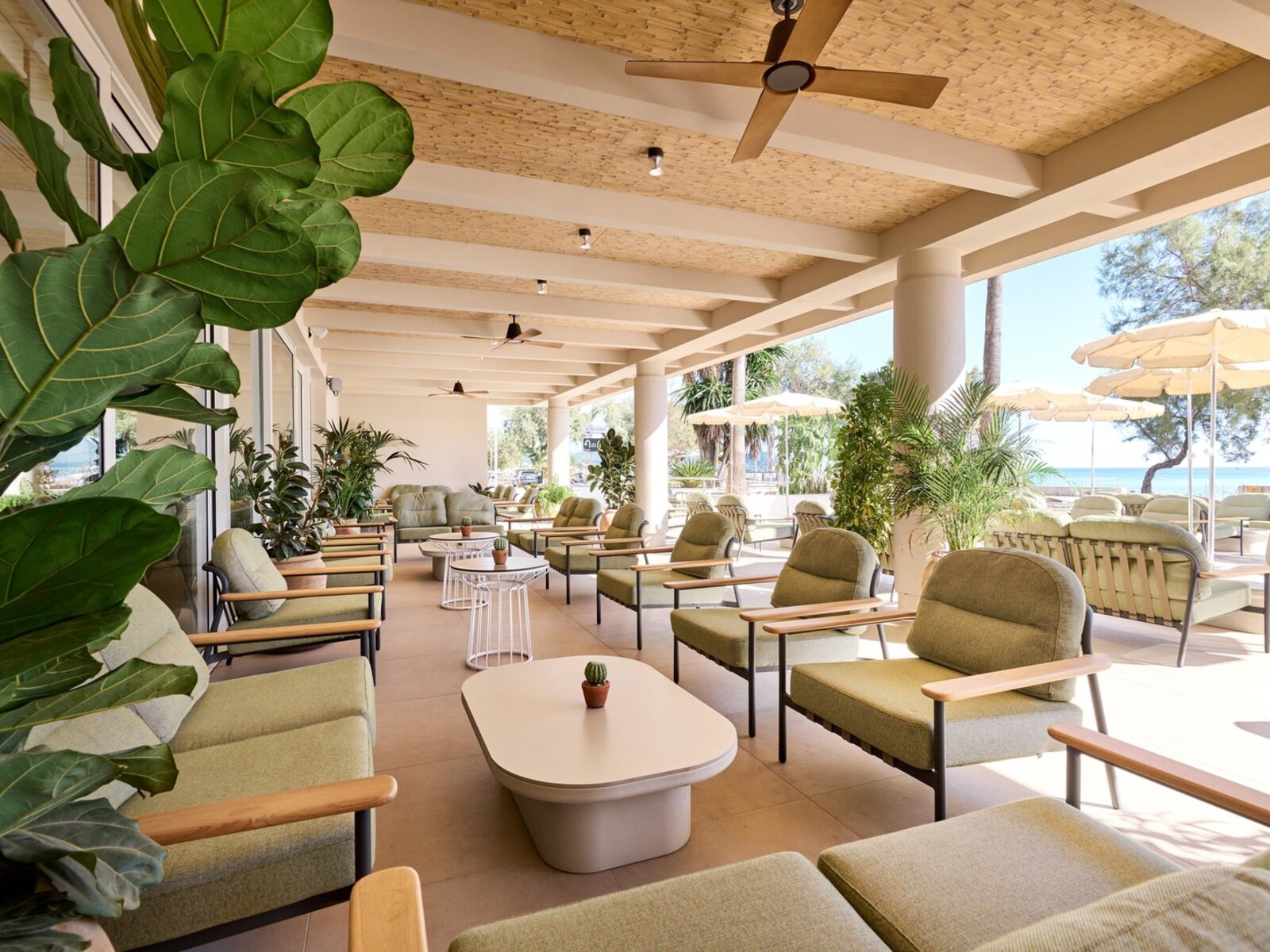 Calma Beach Club