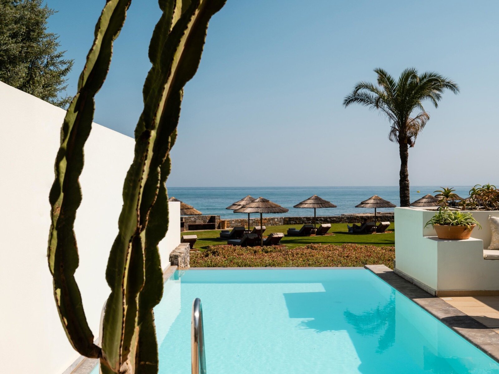 Wohnbeispiel Junior Suite Waterfront Gym  Private Pool