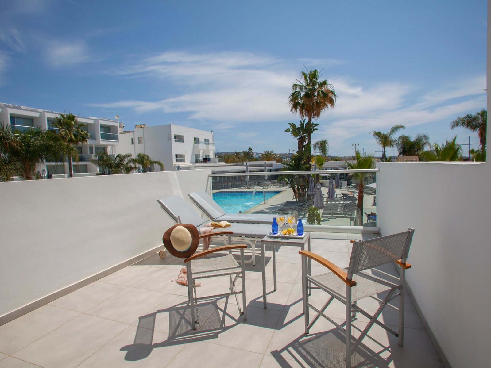 Wohnbeispiel Junior Suite Pool View