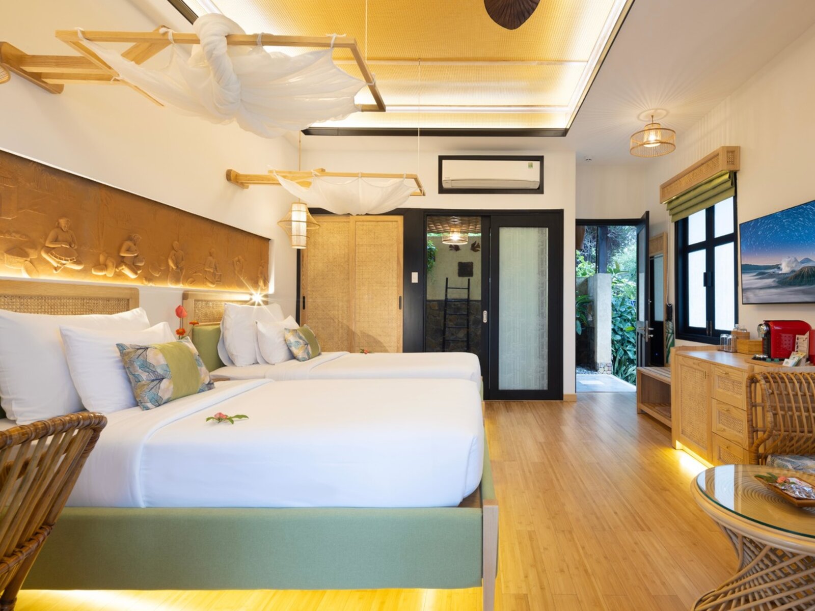 Wohnbeispiel Serene Elite Beach Front Bungalow (Premier)