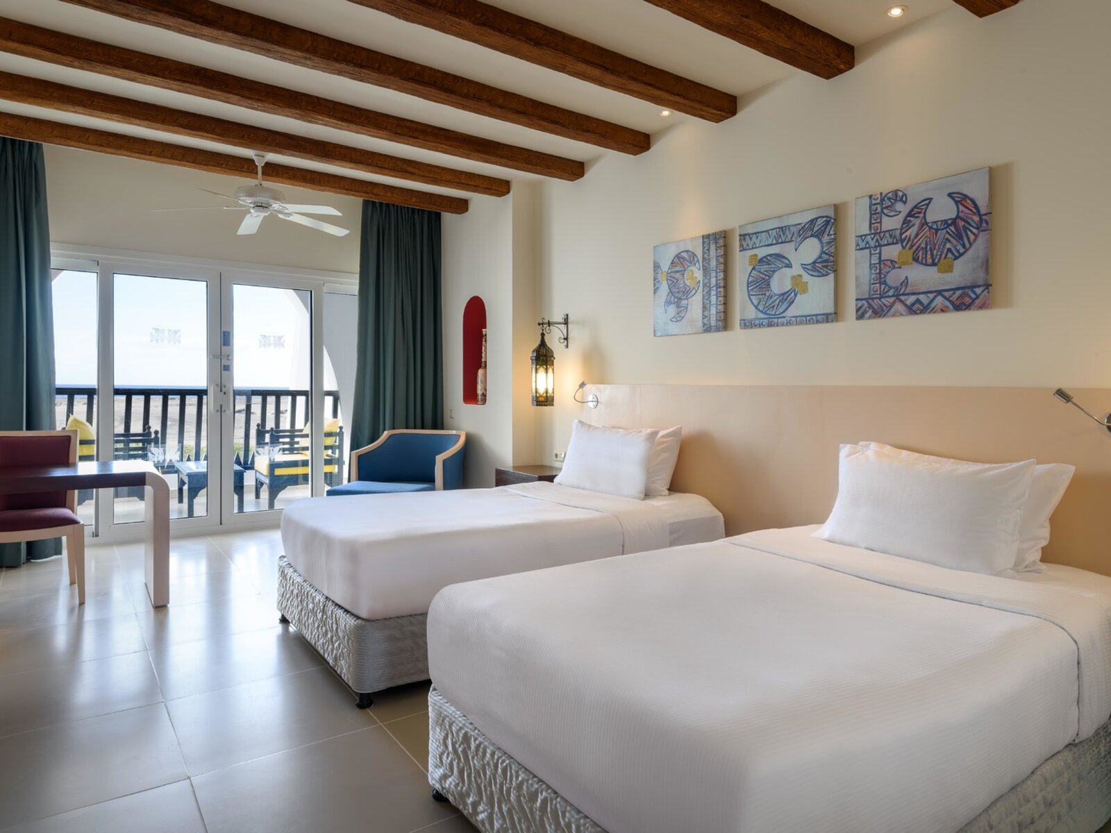 Wohnbeispiel Standard Sea View room