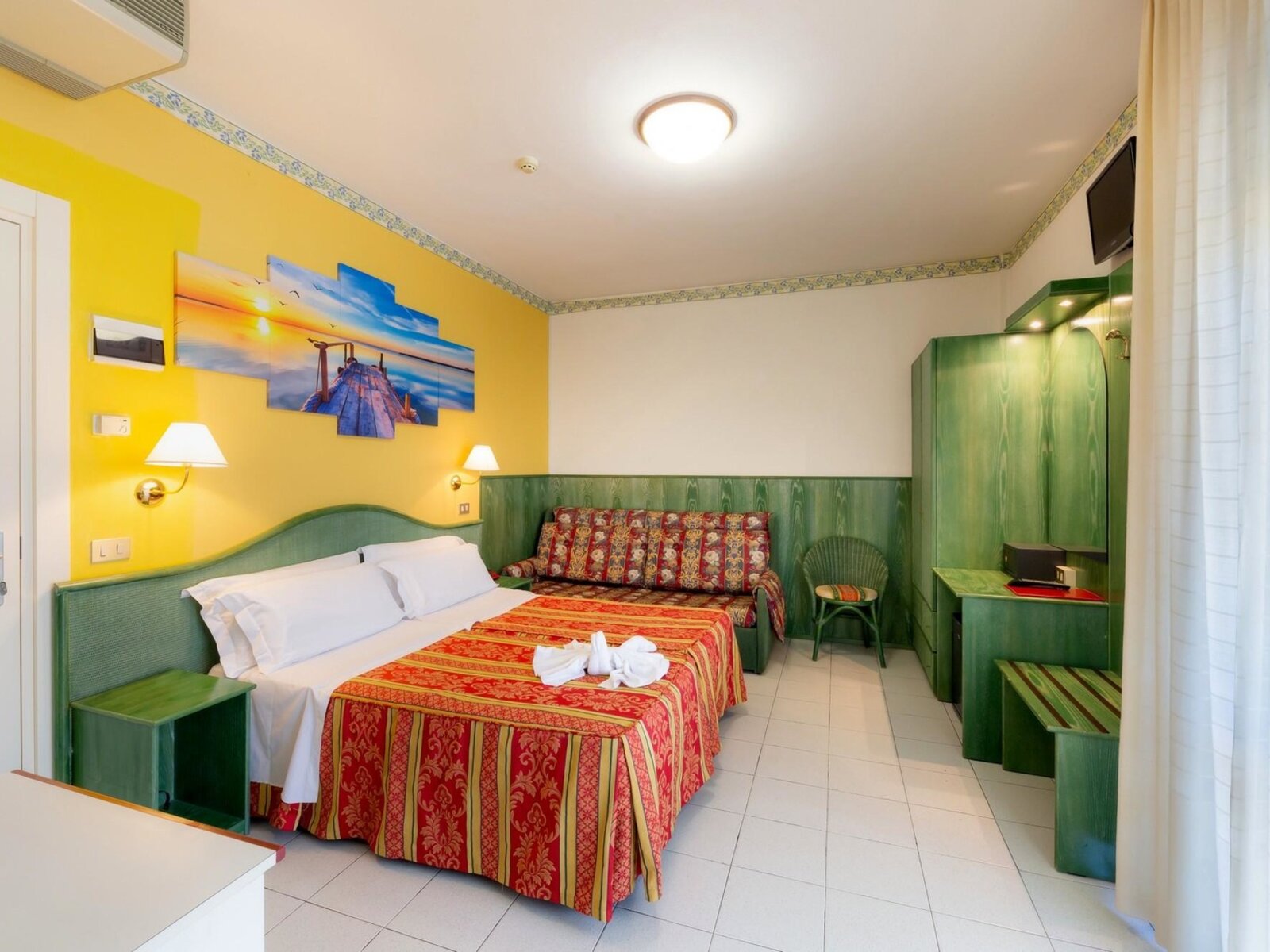Wohnbeispiel Double/ Triple/ Quadruple - Room
