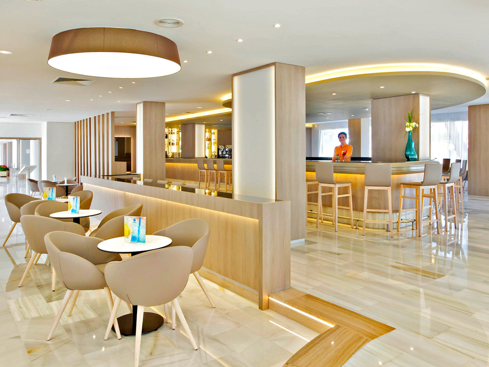 Salonbar