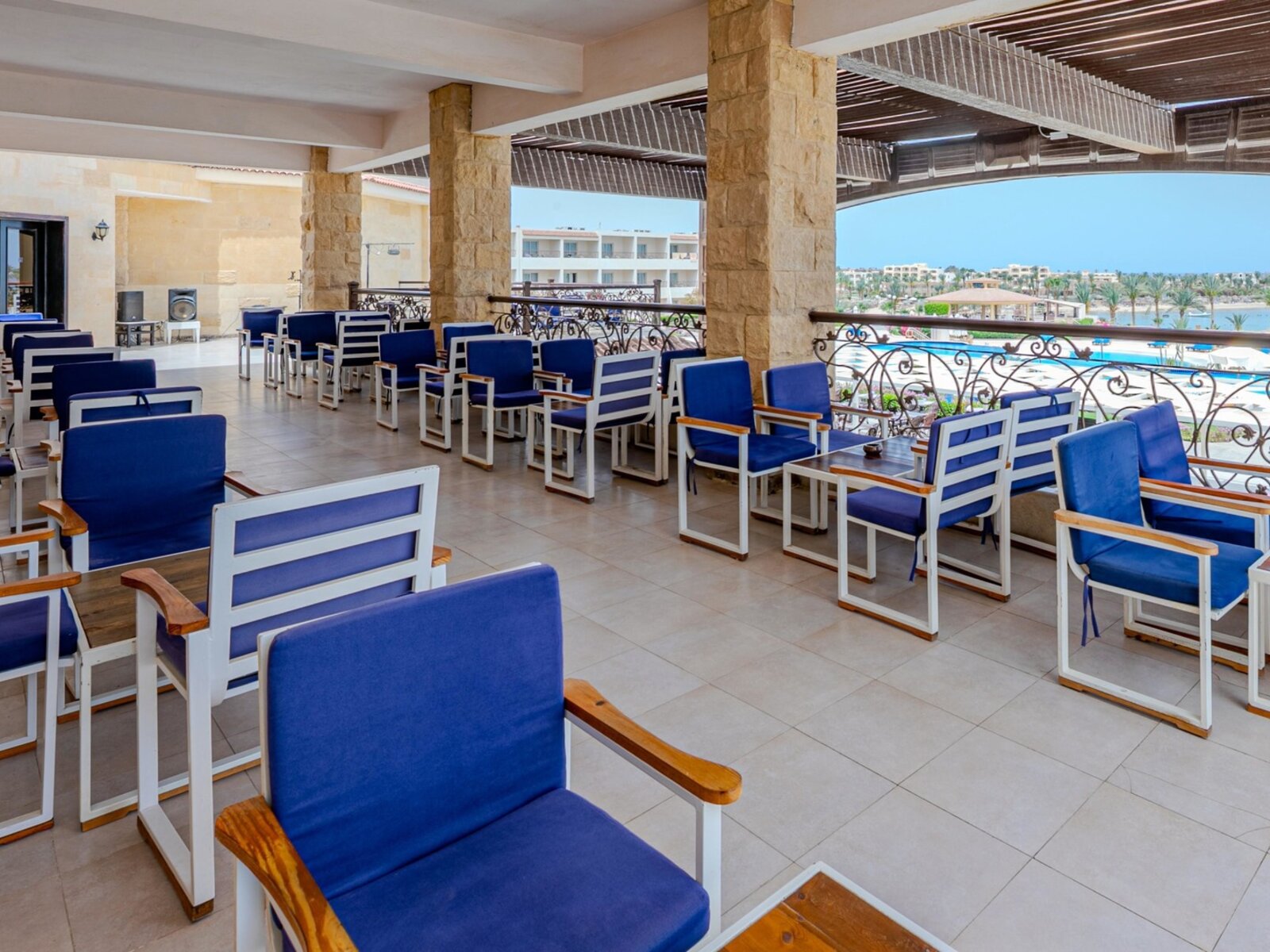 Balcon Lobby Bar