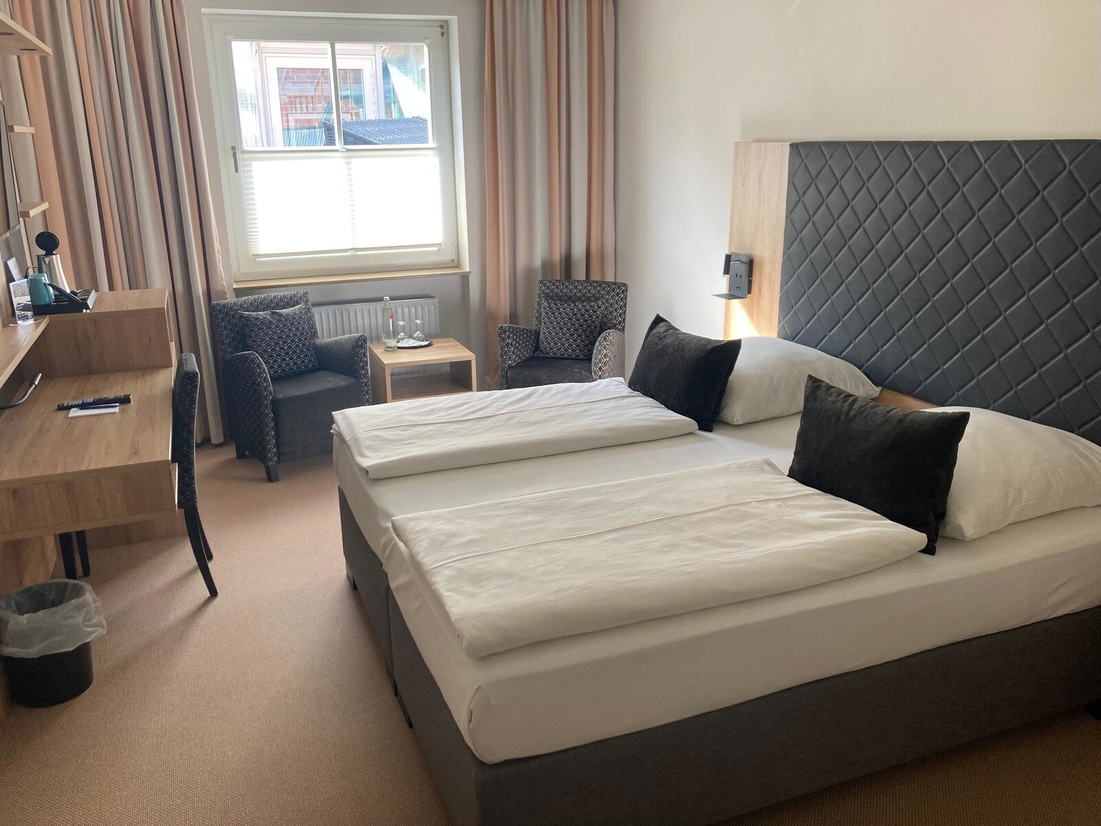Wohnbeispiel Doppelzimmer Landseite