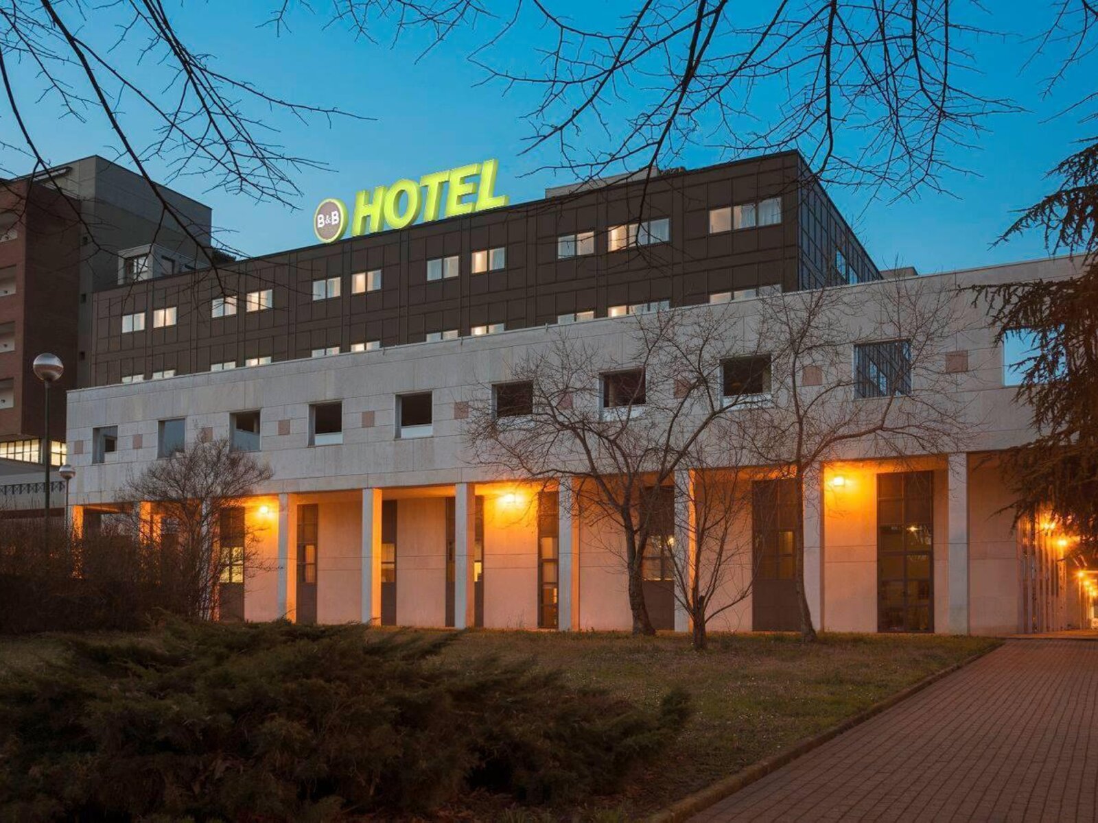 b & b hotel cremona