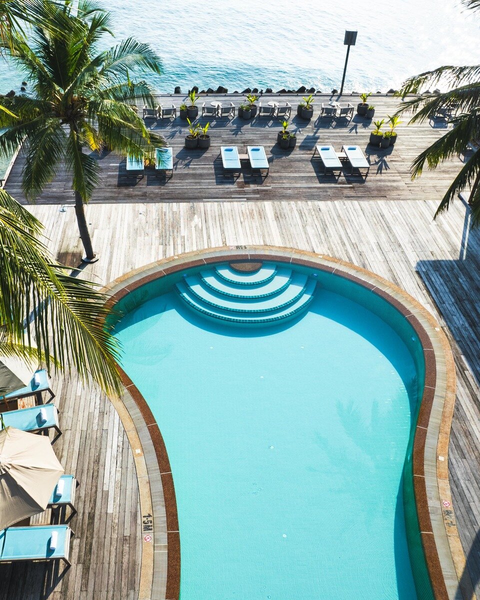 The “O” Pool ab Nov. für Gäste ab BUX3