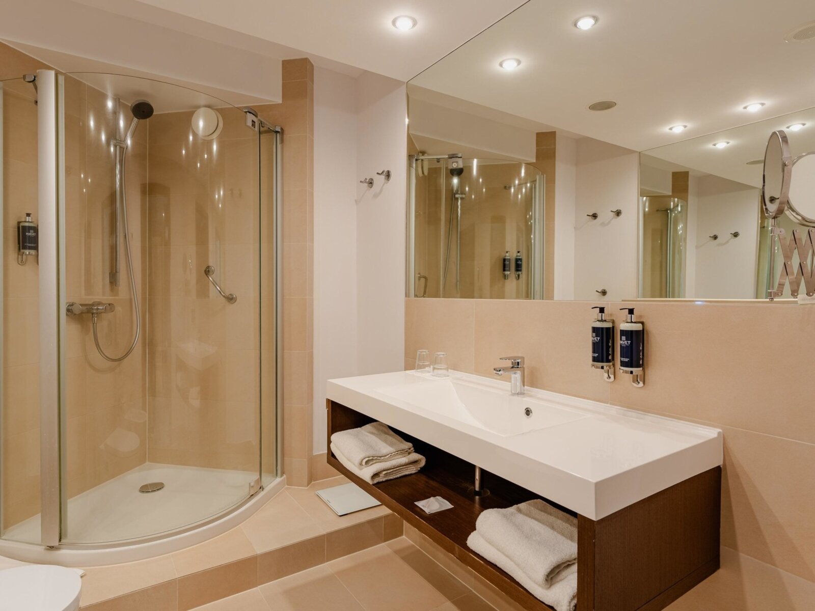 Wohnbeispiel Promotion DZ 1-3 Pers., Standard Atrium