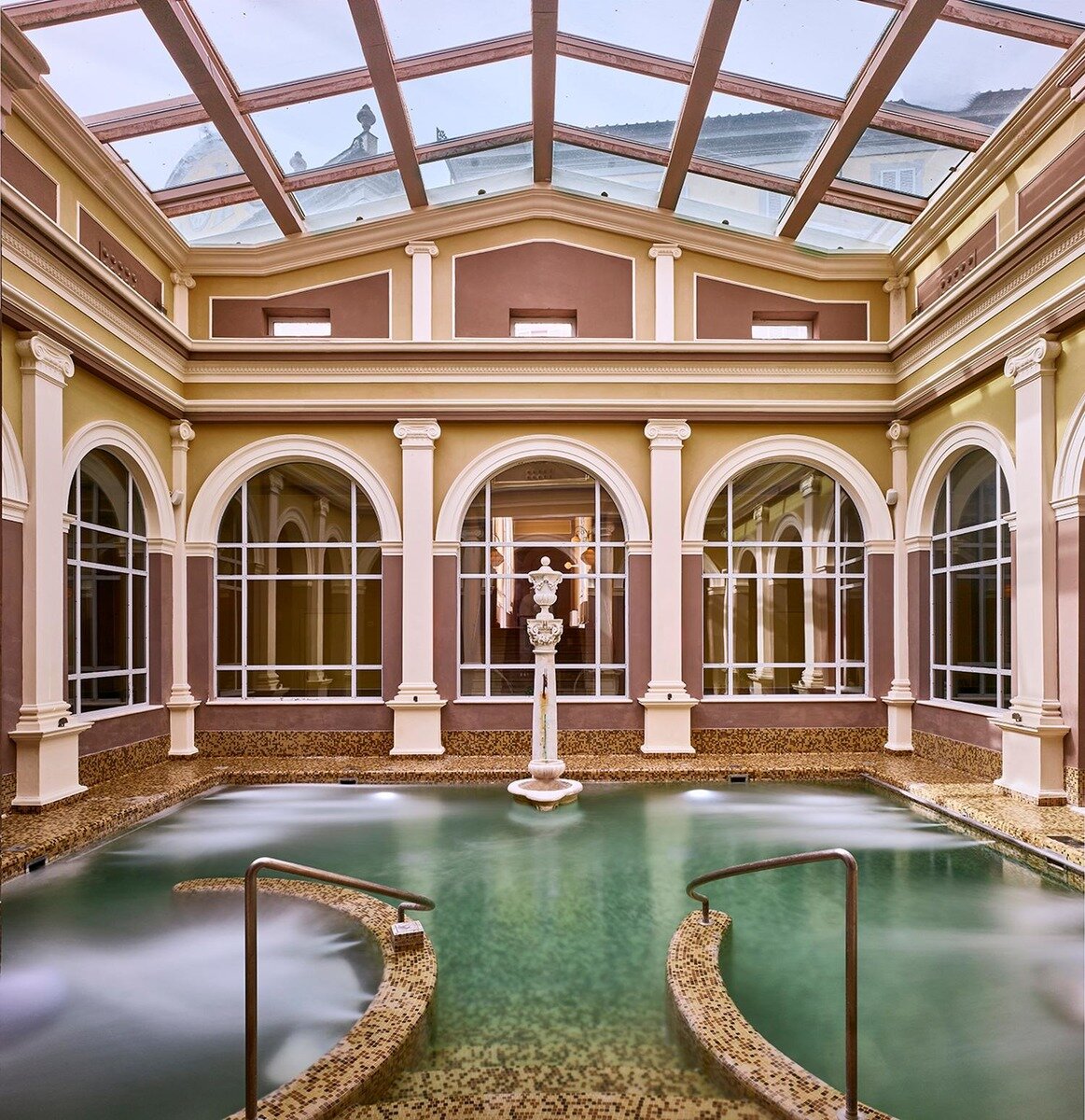 Bioaquam pool