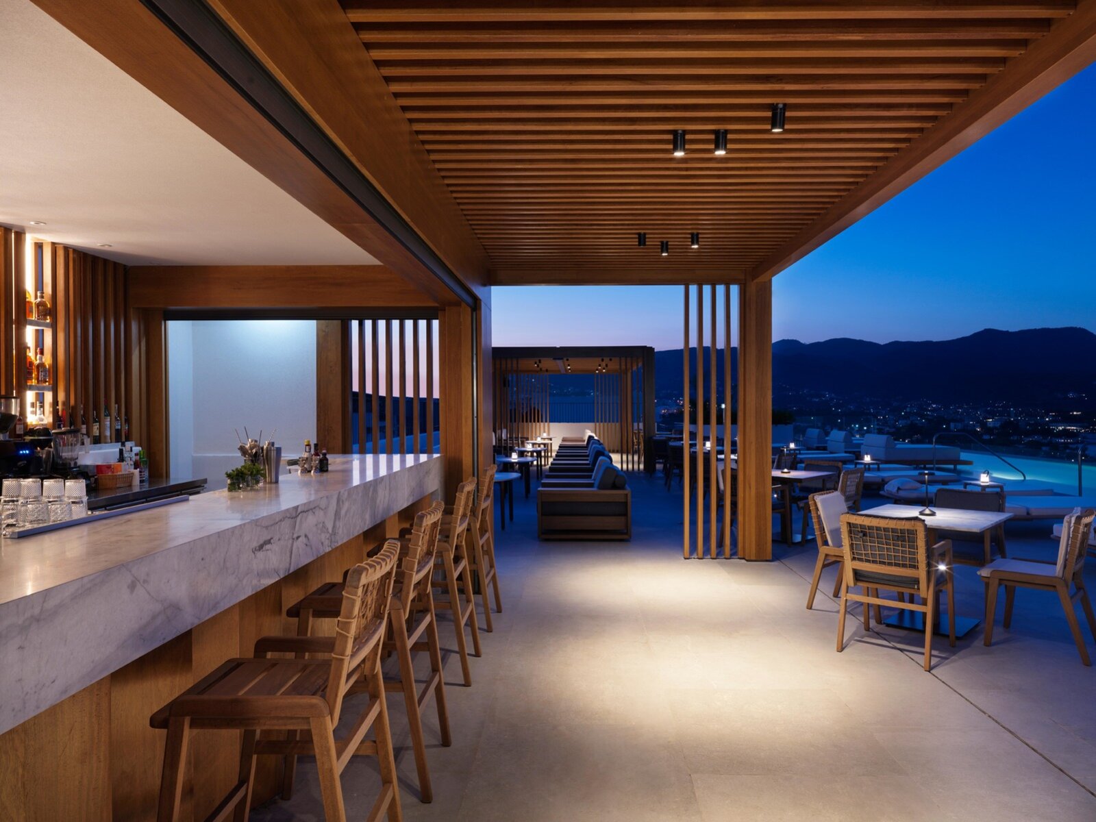 MINOAN Rooftop Lounge Bar