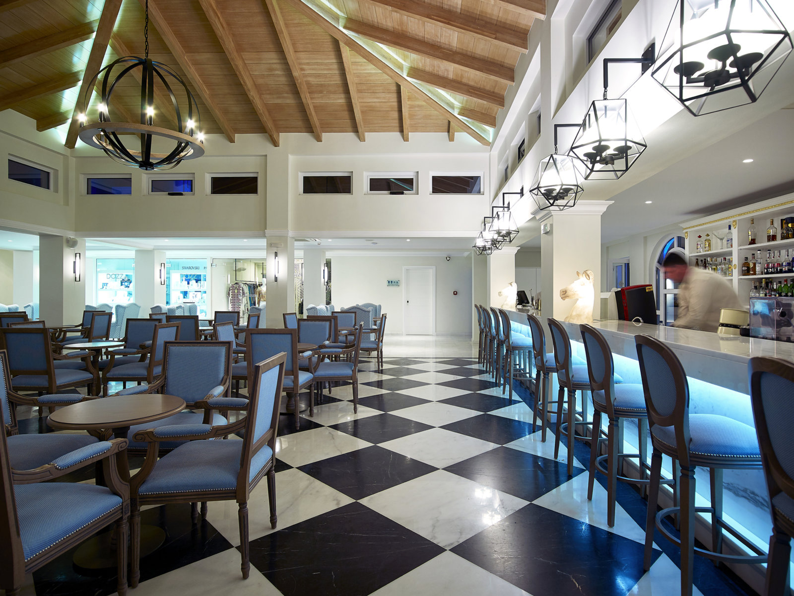 AEOLUS MAIN - LOBBY BAR
