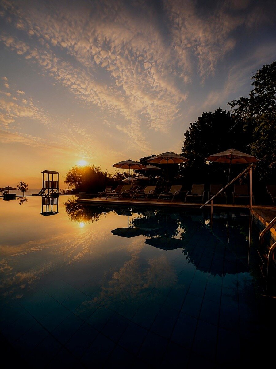 MAIN POOL