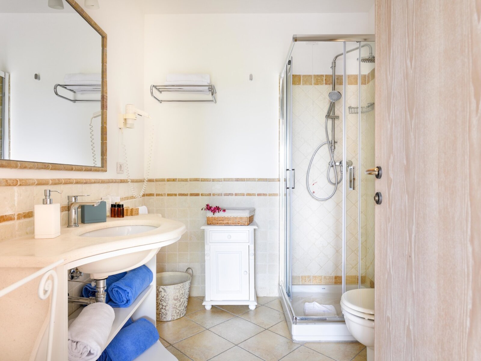 Wohnbeispiel Triple standard room