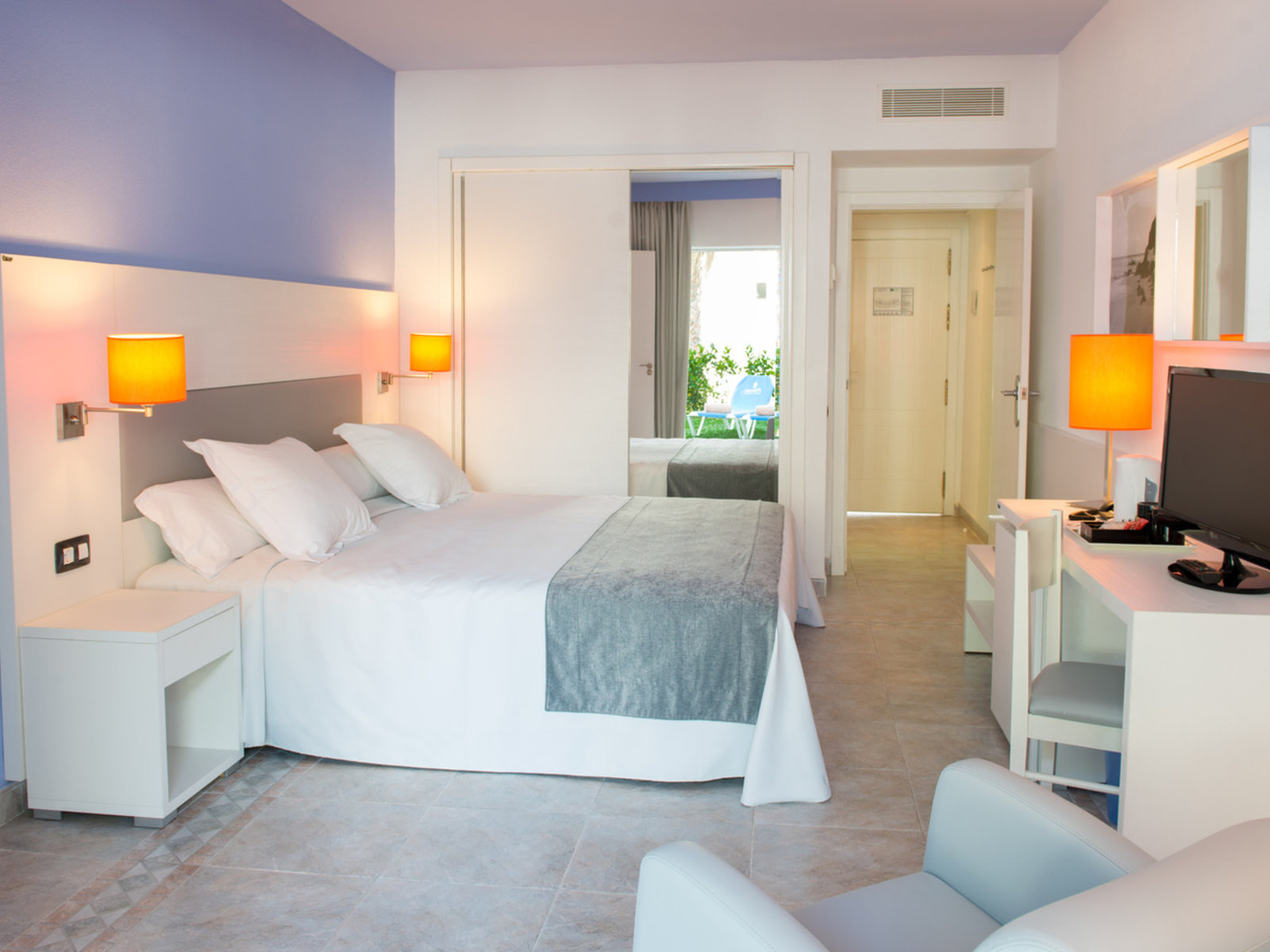 Wohnbeispiel Single with Child Family Standard Room