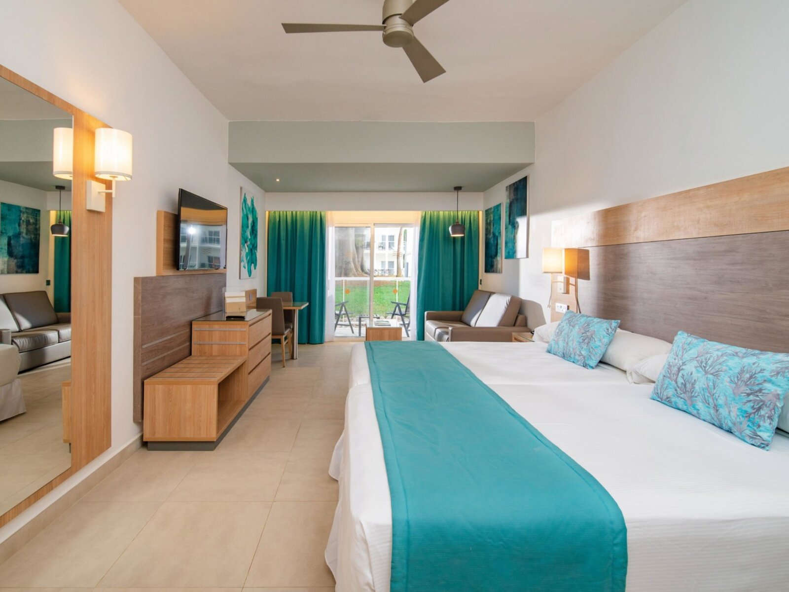 Wohnbeispiel Junior Suite Standard Handicapped