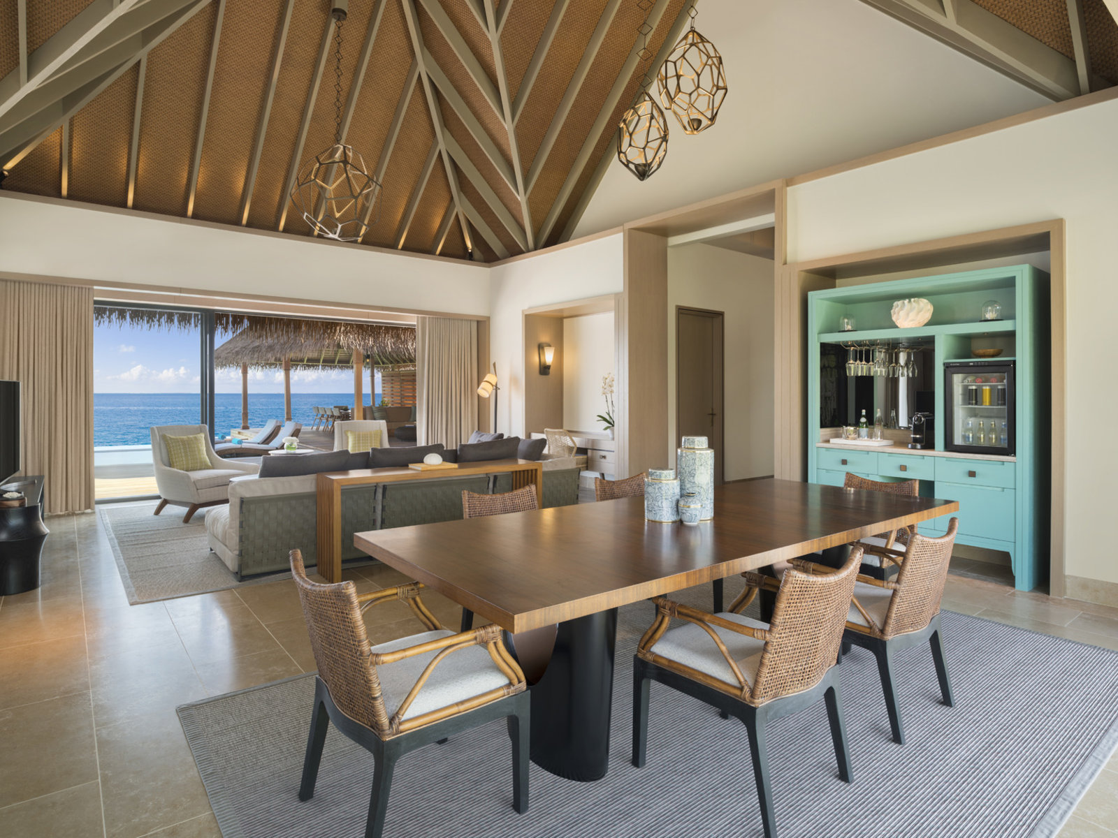 Wohnbeispiel Two Bedroom Overwater Villa with Pool