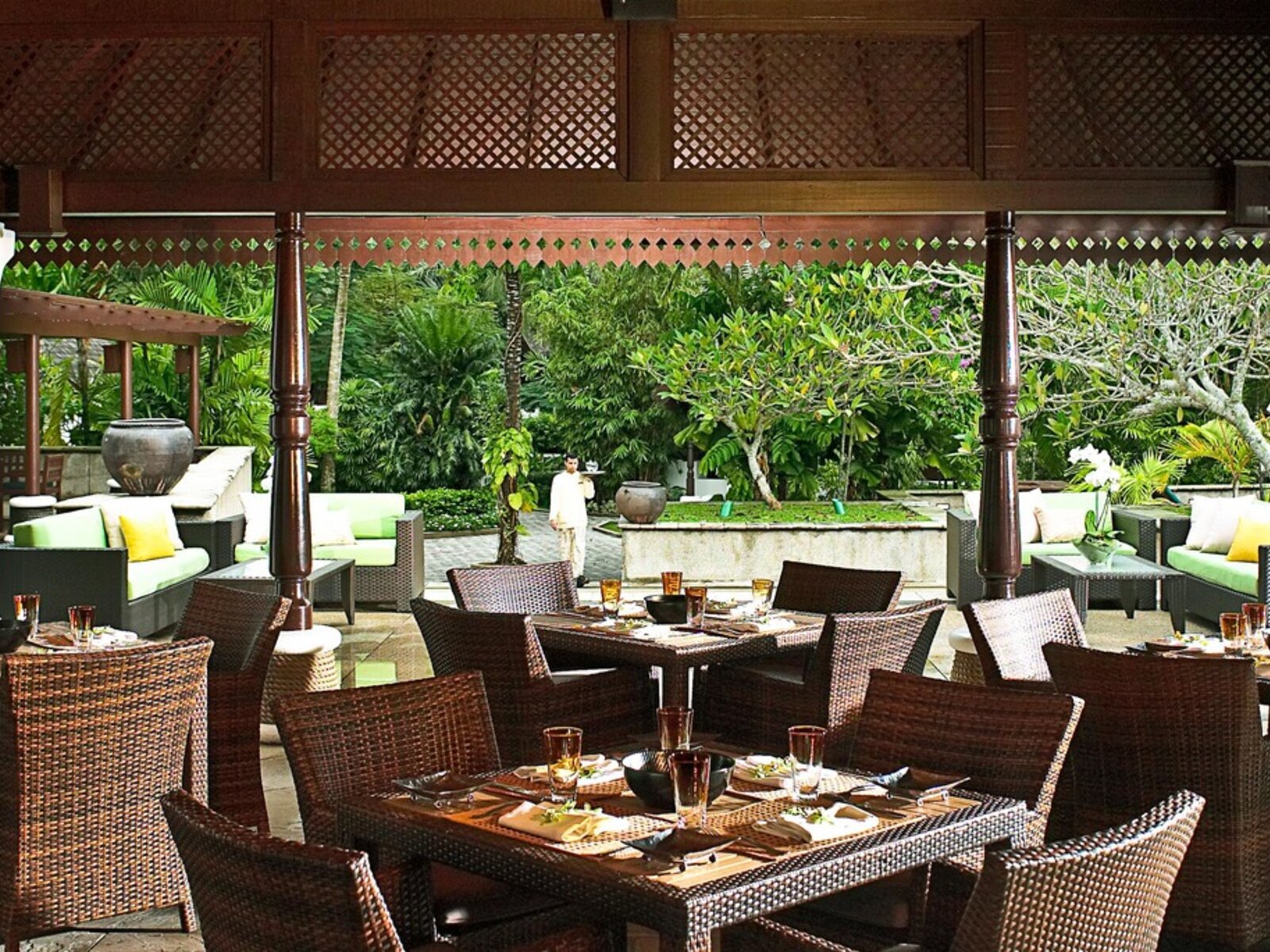 Royal Bay Beach Club