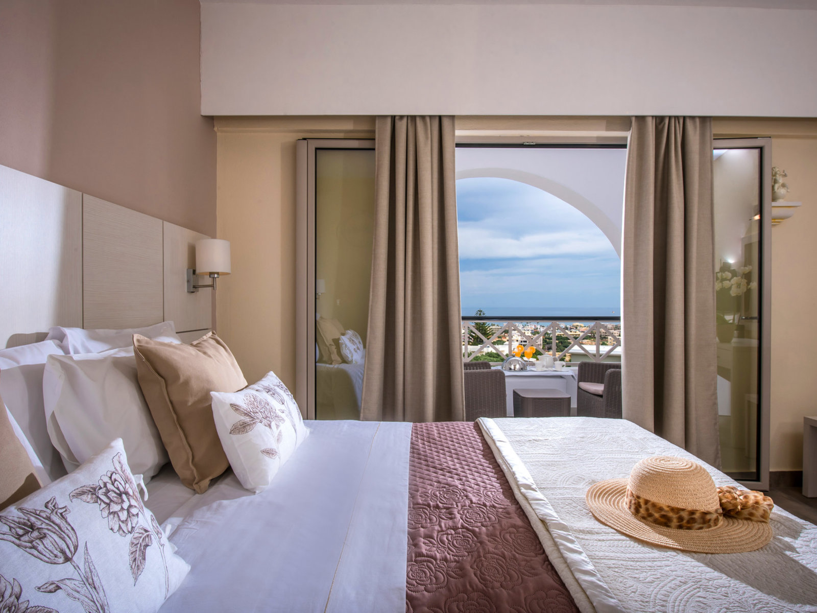 Wohnbeispiel Side Sea View Double room