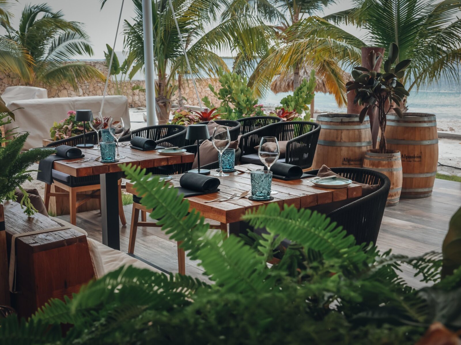 Biña Restaurant & Bar