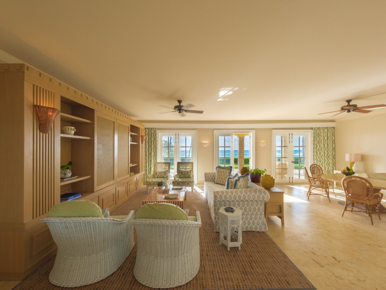 Wohnbeispiel Two Bedroom Suite Beach Front