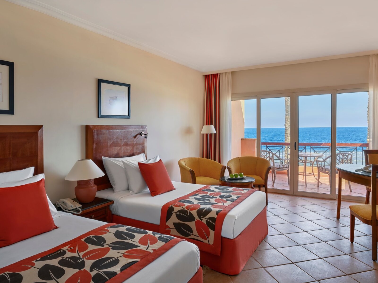 Wohnbeispiel Superior Side Sea View room