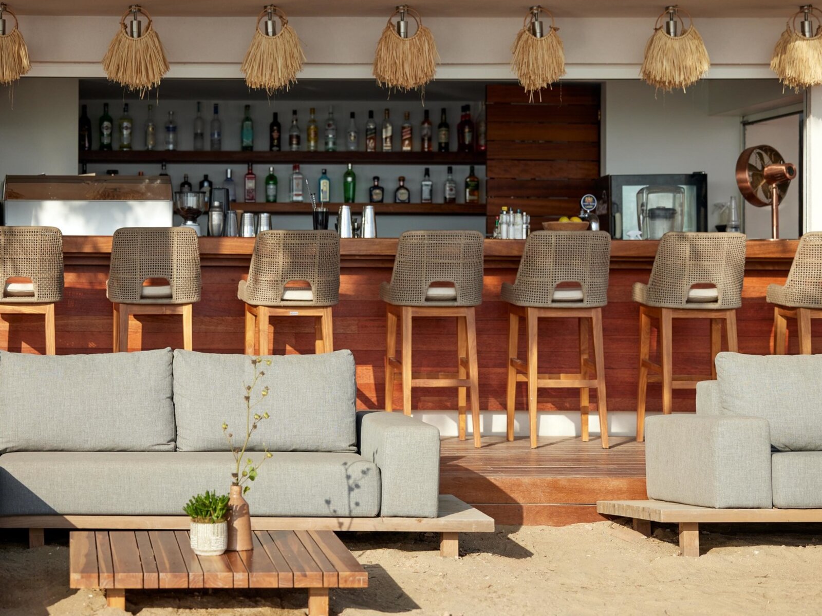 Emerald Beach Bar