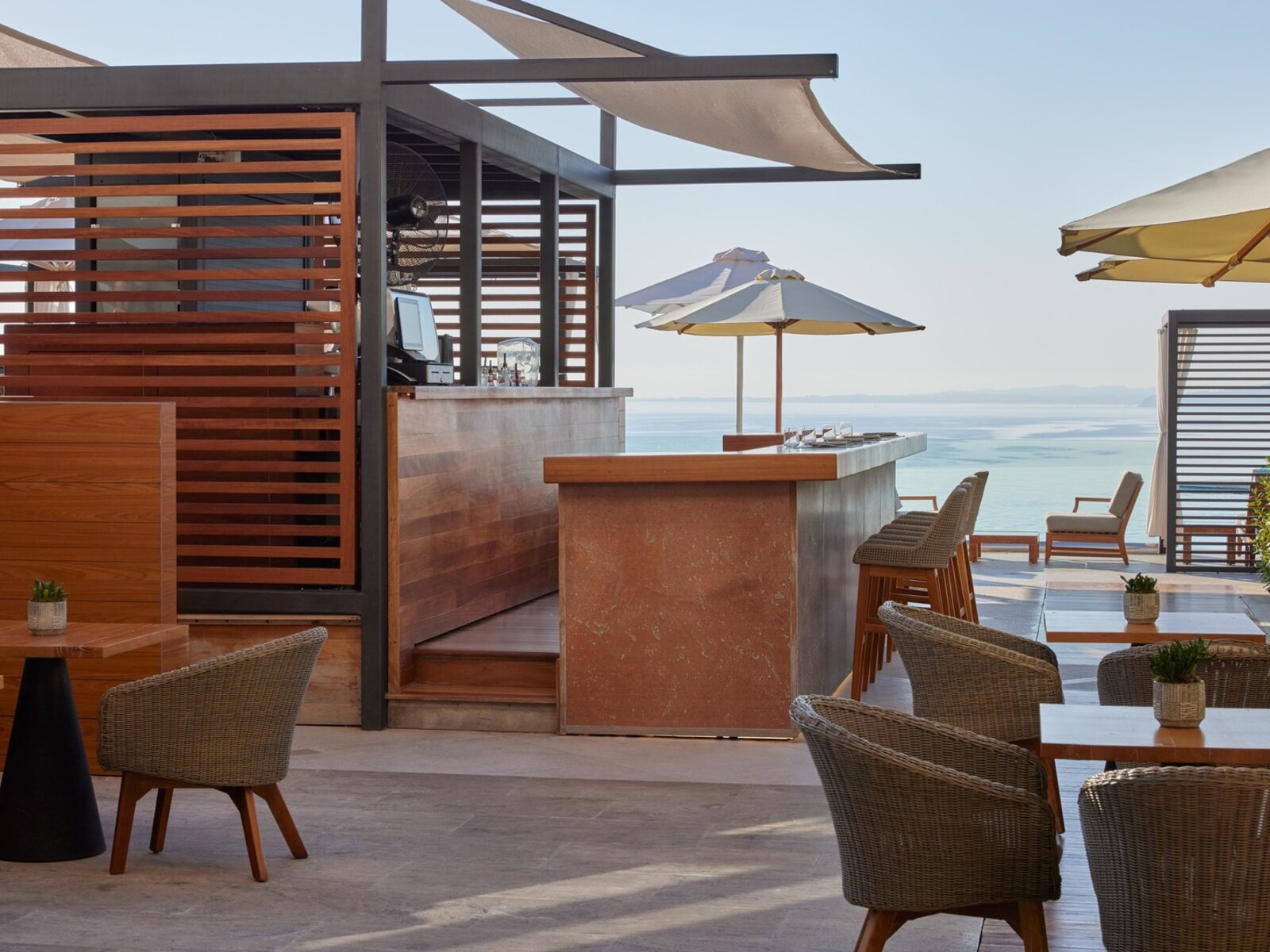 Sunrise Pool Bar