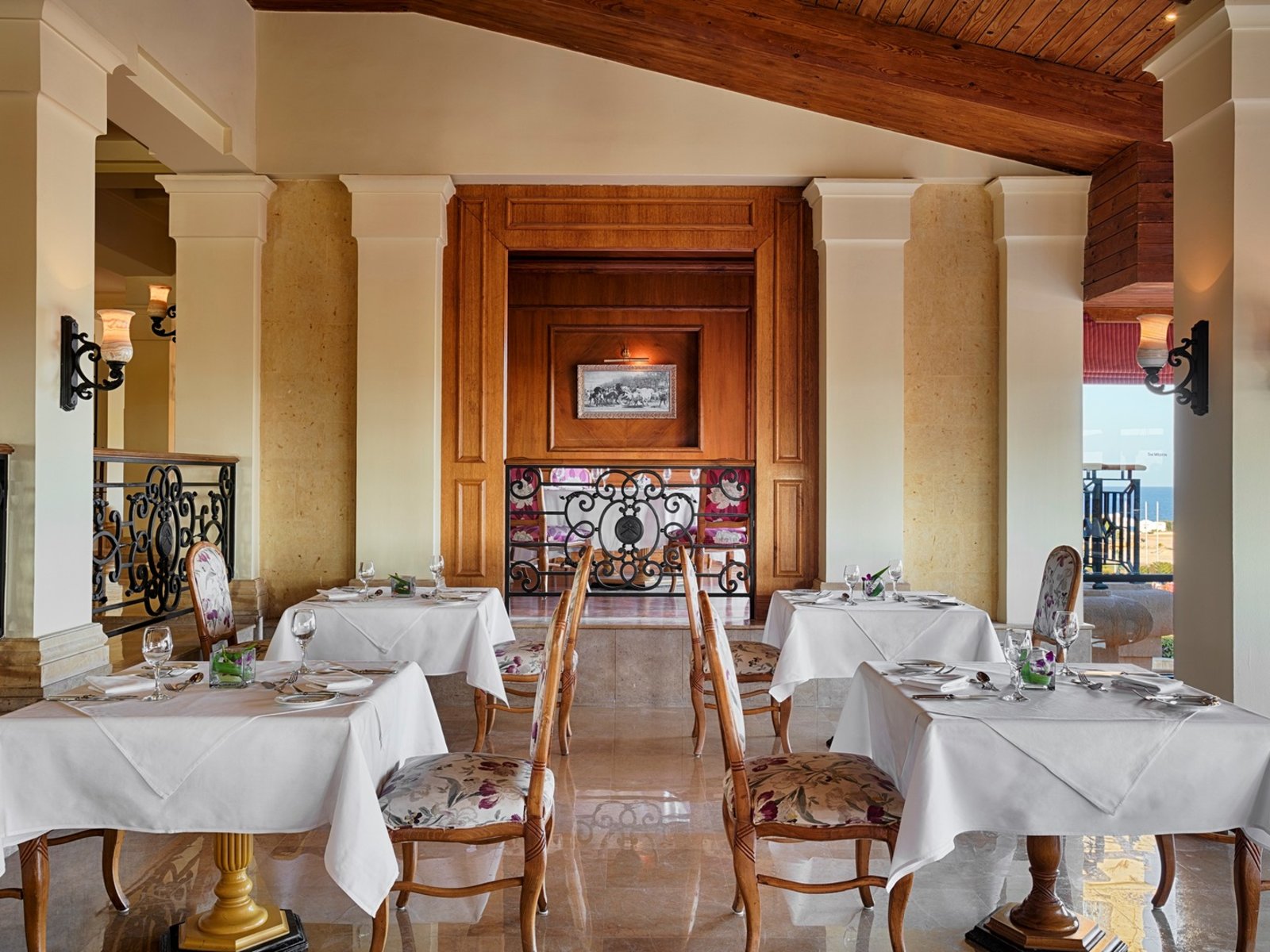 Dunes Restaurant