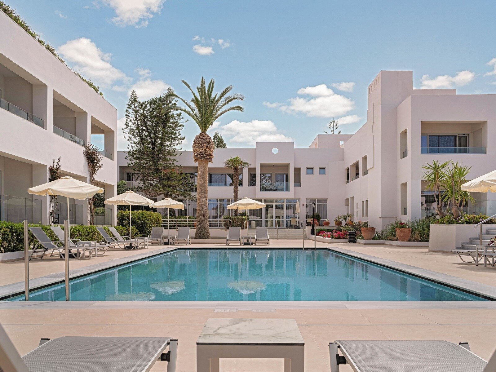 Pool 1