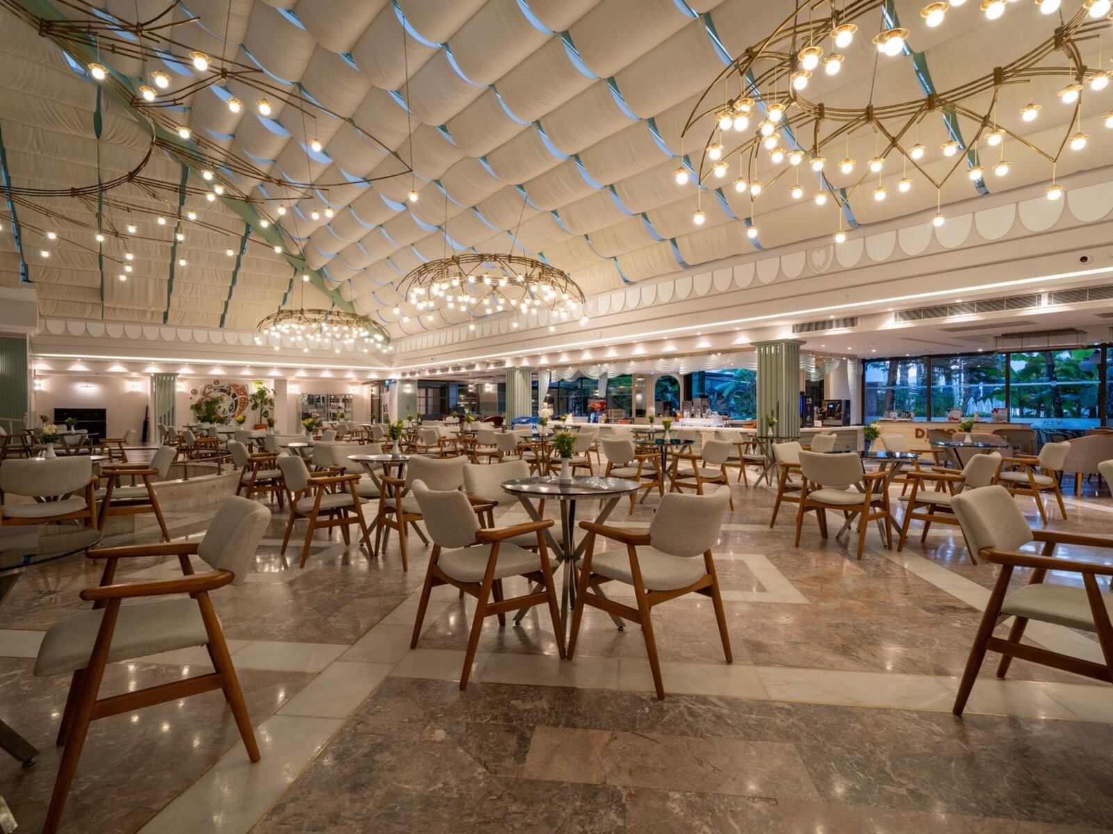 Atrium Bar