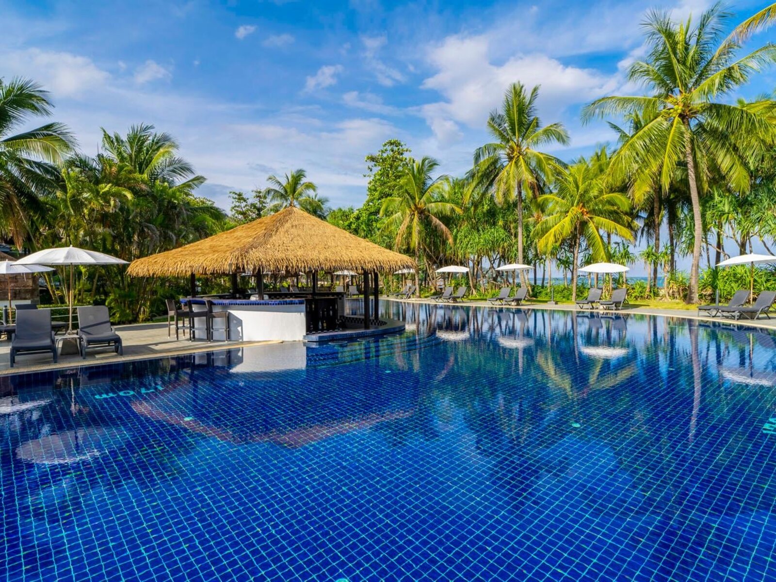 Swimming pool 2