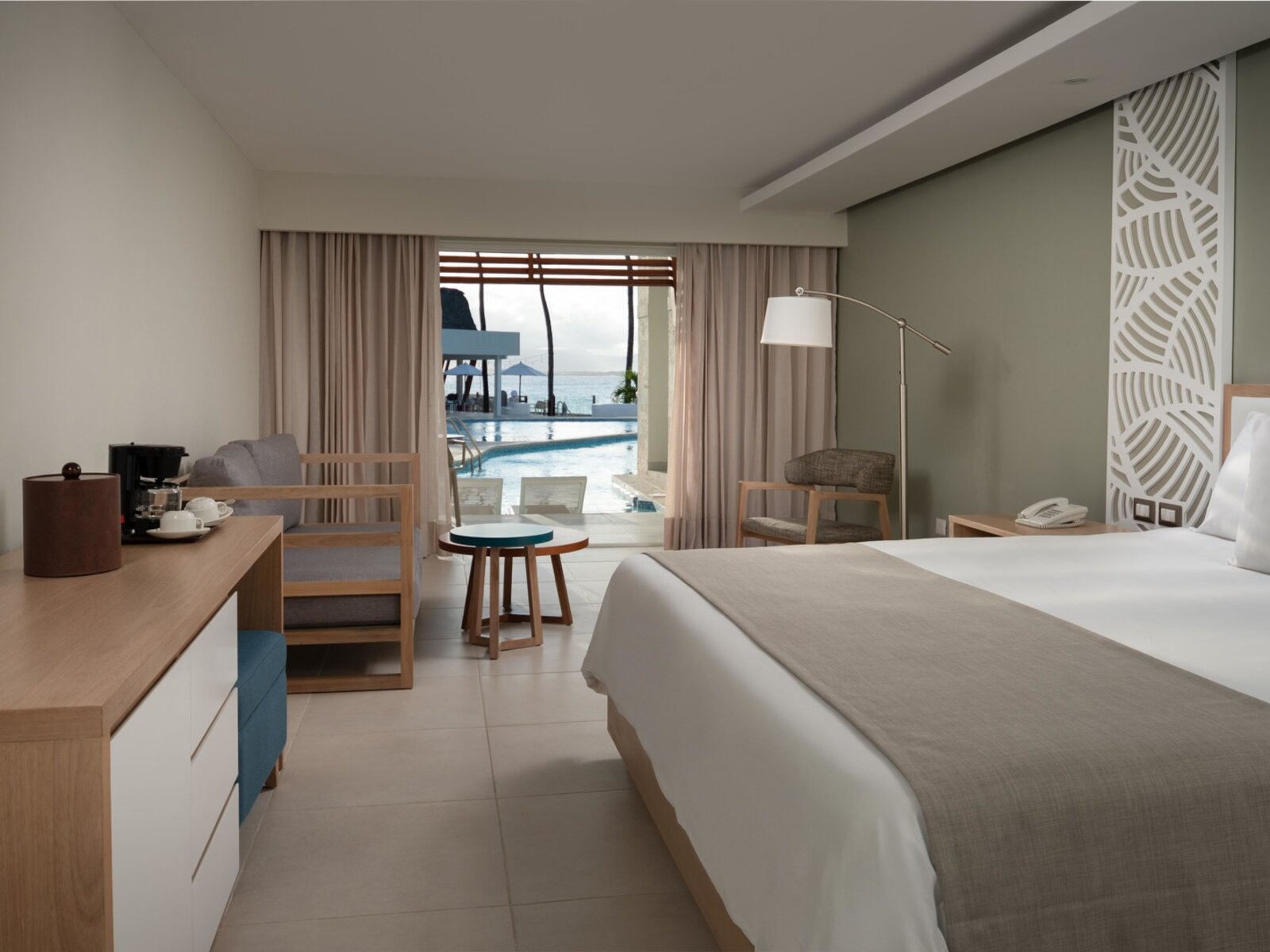 Wohnbeispiel Select Junior Suite Swim up
