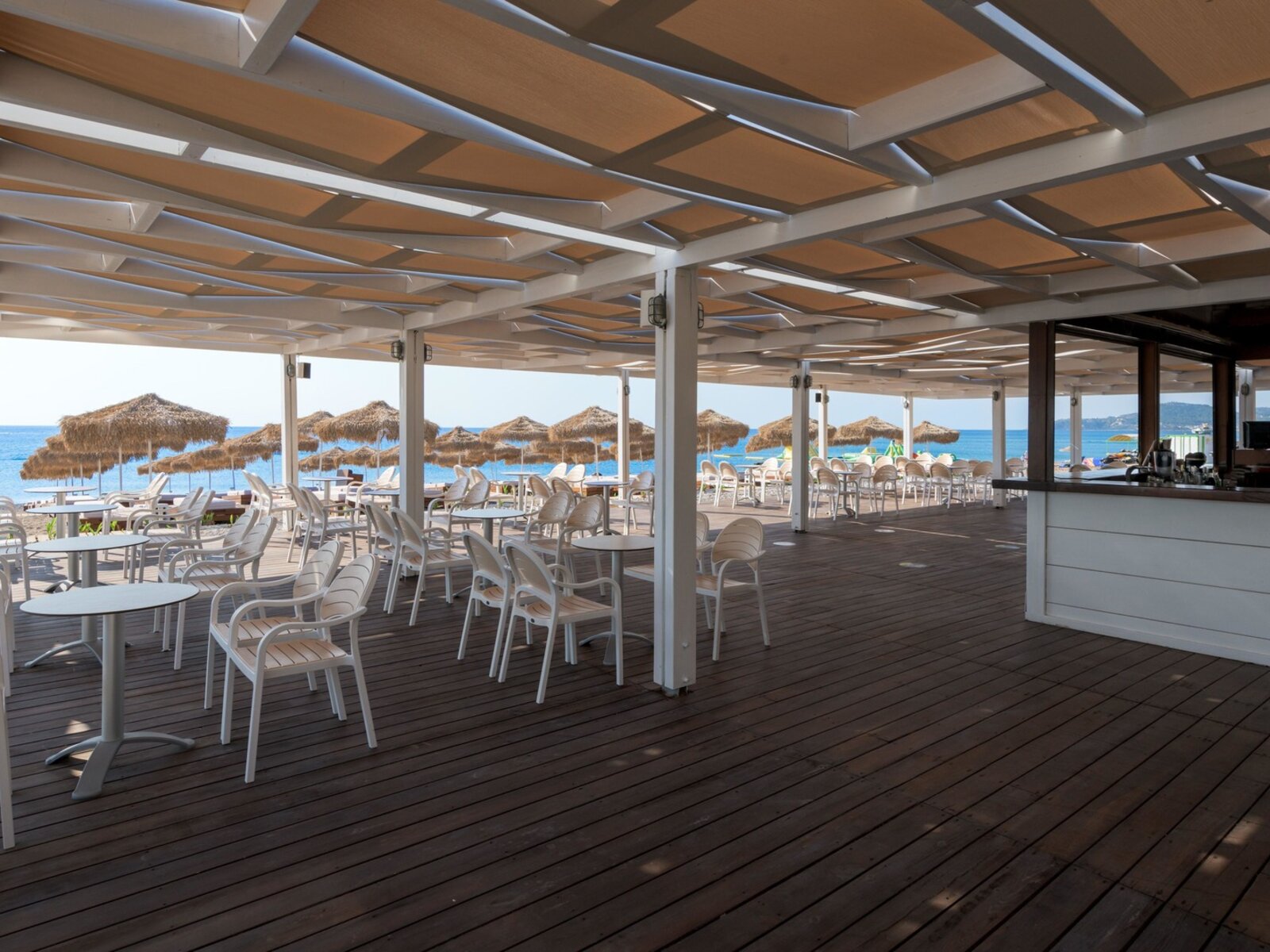 Marquise de Sable Beach bar Restaurant