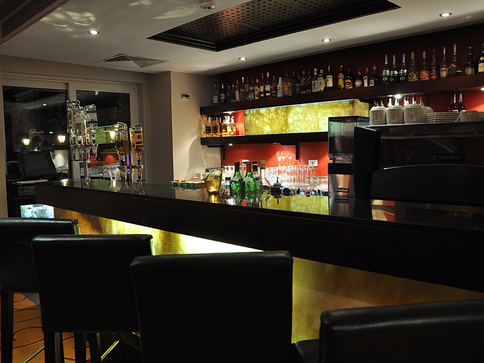 Lobbybar