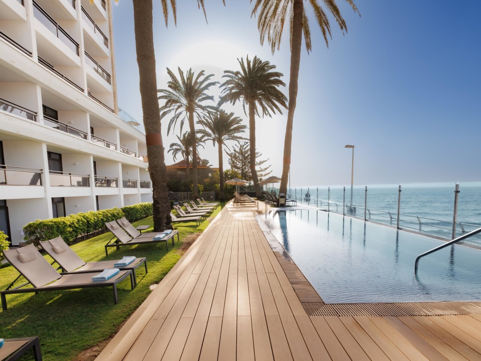 Infinitypool