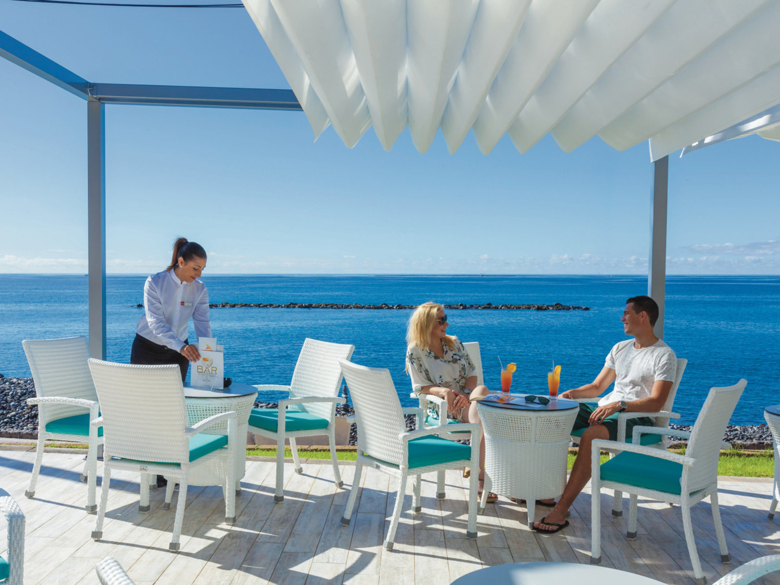 Poolside Bar