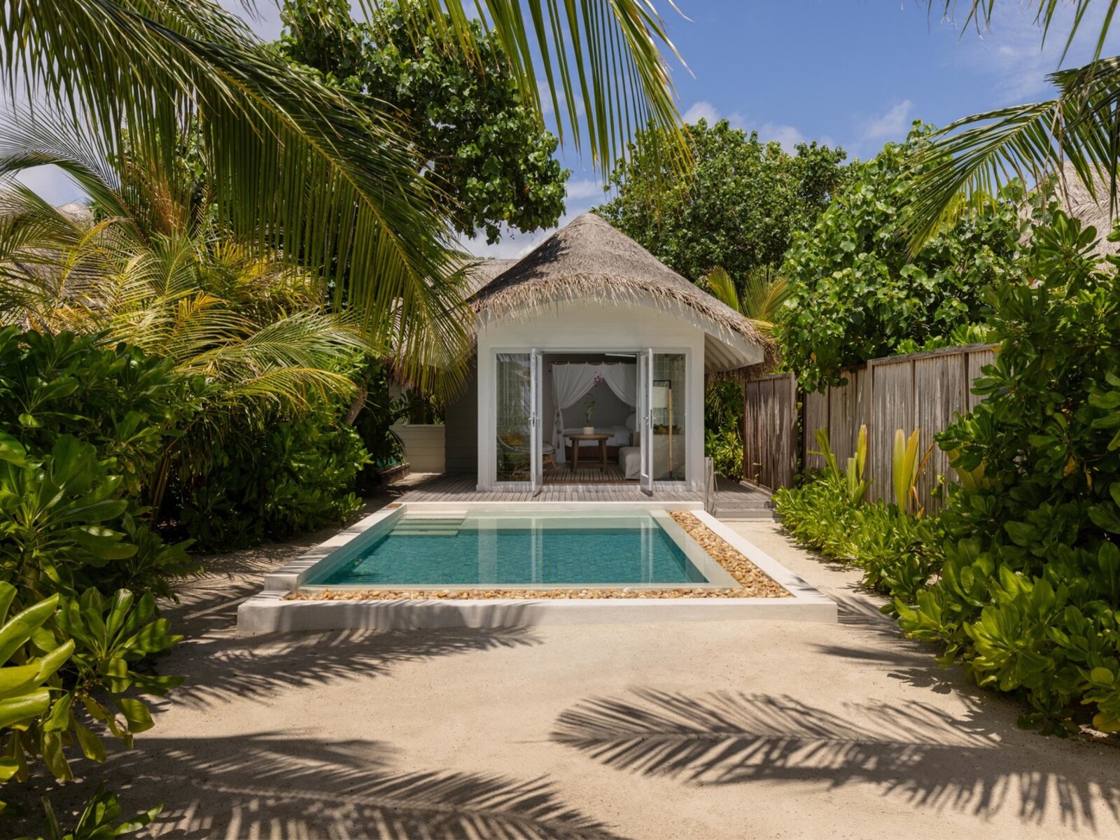 Wohnbeispiel Deluxe Beach Villa with Pool