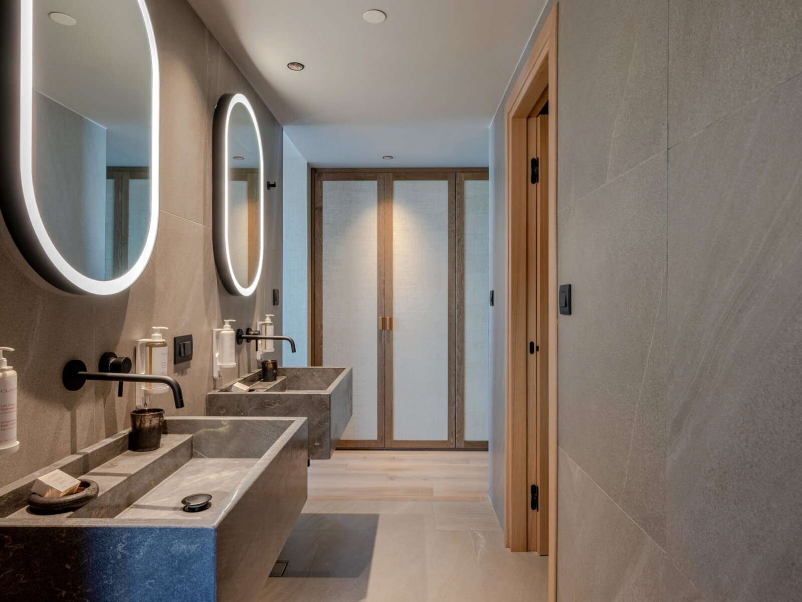 Wohnbeispiel Amazing Escape Suite Grand Pool