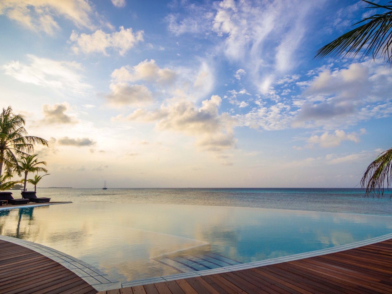 Sangu Infinity Pool