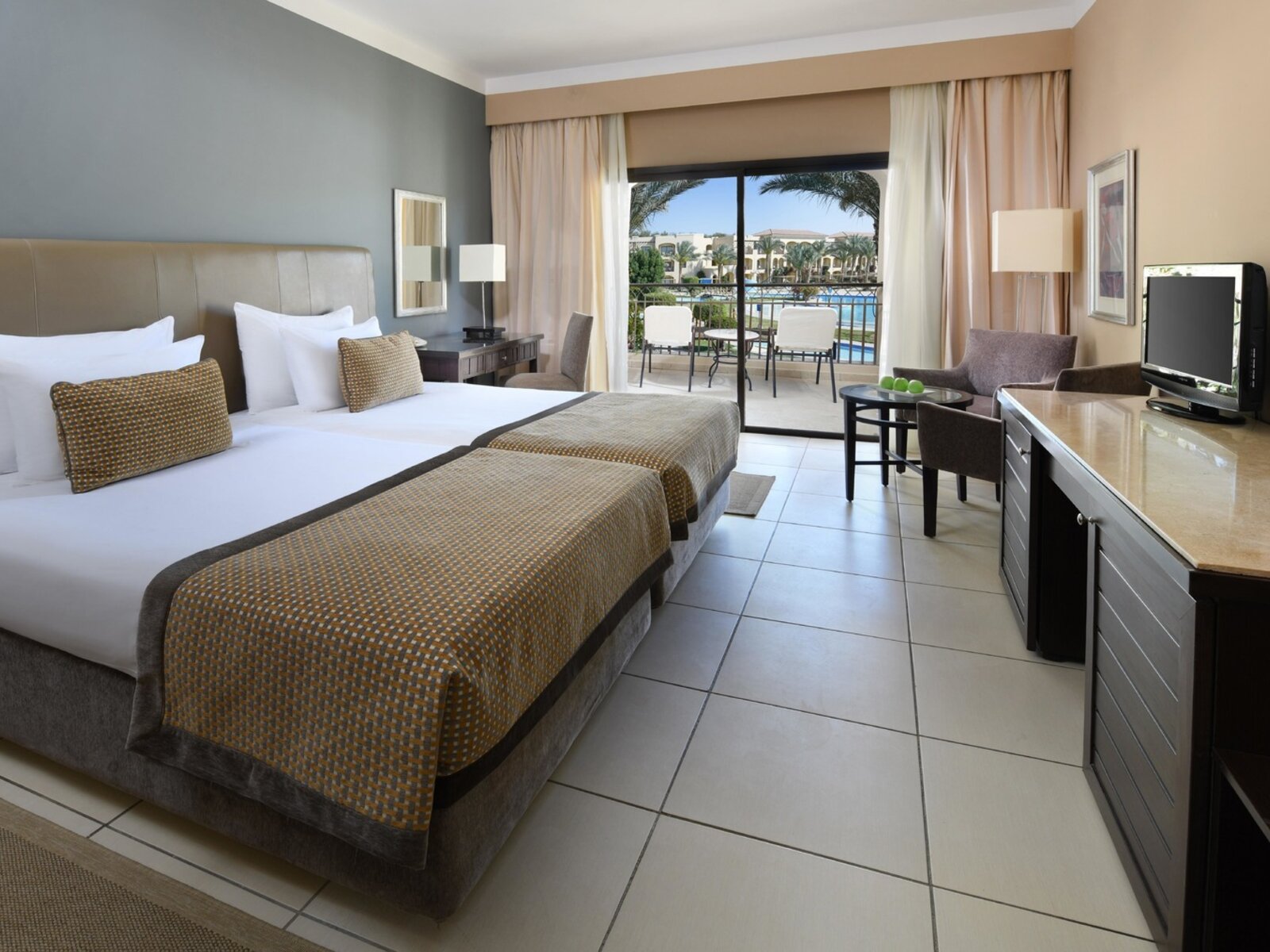 Superior Pool view room