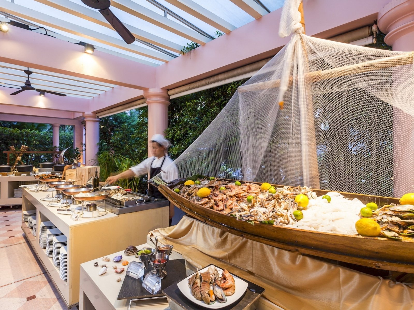 THE COVE RESTAURANT