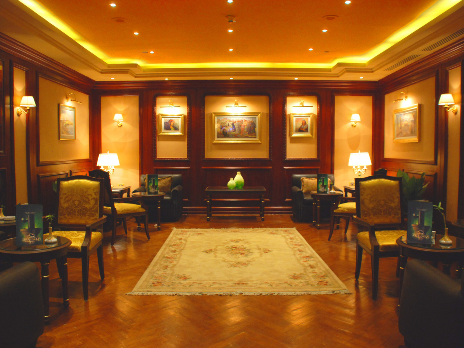Saloon Bar