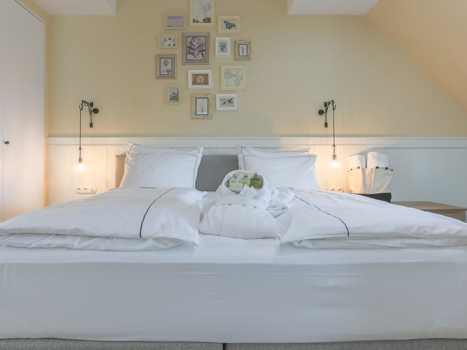 Wohnbeispiel Standard Doppelzimmer Landseite
